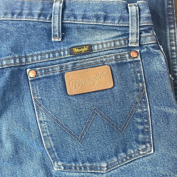 Wrangler Mens Cowboy Cut 13MWZ Distressed Jeans, size 38x36 - Picture 11 of 13